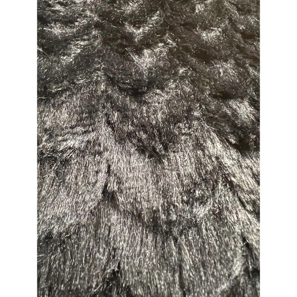 Molly Bracken Vest Women's S/M Black Solid Open Front Lined Collarless Faux Fur - Picture 9 of 9